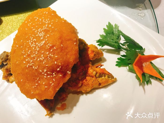 苏先生海鲜渔庄(金桥店)咸蛋黄红膏蟹图片
