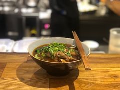 香辣牛腩面-食之六七·面(朝阳大悦城店)