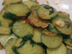 -鱼鲜饭香·招牌汽锅剁椒鱼头王