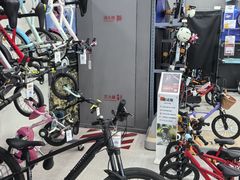 -迪卡侬(蓬江万达店)