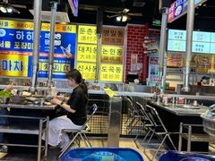 -哈哈碳都·牛肋条无限自助烤肉(台江万达店)