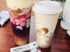 -喜茶(滨江宏岸店)