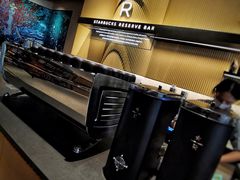 -星巴克臻选(上海合生汇1F店)