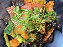 -醉人椒麻辣香锅(上地华联店)