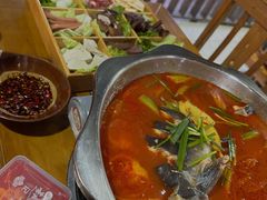 -苗家恒灵酸汤鱼-跳水牛肉连锁店(凯里总店)