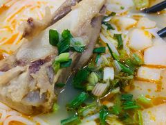 -熊大师牛羊粉(红谷凯旋店)