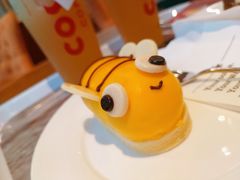 蜂蜜菠萝小蜜蜂蛋糕-COSTA COFFEE(国正中心店)