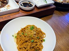 -厨大将烤肘子(镇江北路店)