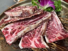-围炉肉舍丹东海鲜烤肉·烤活鳗(步行街店)