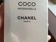 -Chanel(德基广场店)