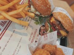 -The Habit Burger Grill 哈比特汉堡(复兴soho店)