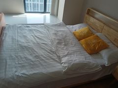 -乐嗨公寓(苏州火车站店)