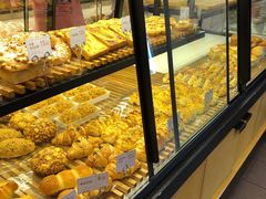 面包甜点陈列柜-御蝶坊生日蛋糕KNAC(新村店)