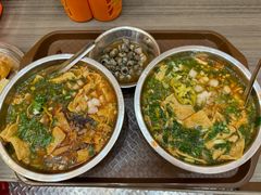 -柳州肥姨妈大骨螺蛳粉(万达中心店)