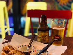 三种酱配酸面包-Mesa Madre梅萨妈妈·Bintana(国贸店)