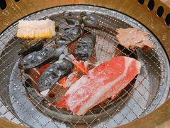 -山川小町·极番烧肉(新地假日广场店)