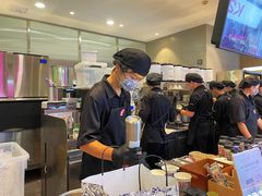 -霸王茶姬(上海静安大悦城店)