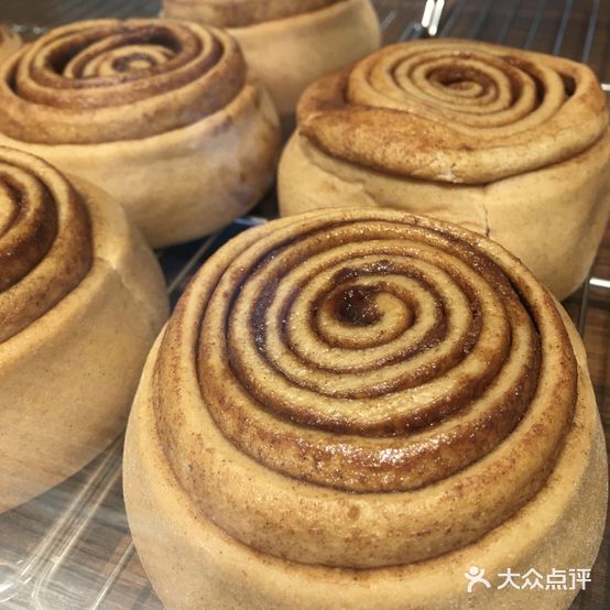 CINNAMON桂