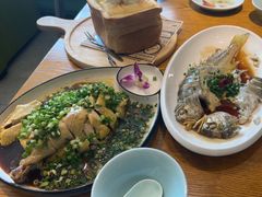 广式葱油白切鸡-去茶去餐厅(中央大街店)