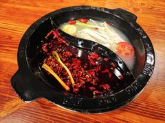 -地摊摊市井火锅(兰州总店)