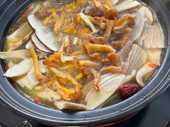 -野菌皇海景野生菌火锅(滨海大道店)