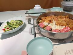 -黄记煌三汁焖锅(新佳丽江汉路店)