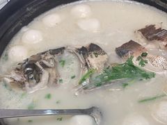 -香山湖家家宴(中山陵店)