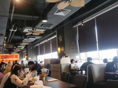 -大头虾越式风味餐厅(光明广场店)