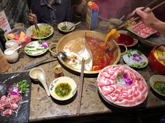 手工虾滑-小龙坎老火锅(滨江店)