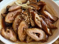 -老鼎万春卤菜(五代传承创始老店)