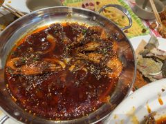 -肥肥虾庄·金牌油焖大虾(汉口城市广场店)