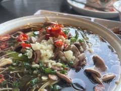 -江宴渔村·鱼鲜土菜(紫荆广场店)