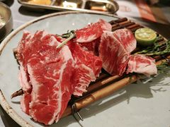 -草家酱蟹炭火烤肉店(珲春南路一店)