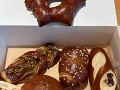 -WHEN PIGS FLY当猪飞