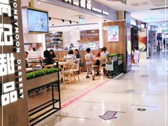 用餐区-满记甜品(巴黎春天宝山店)