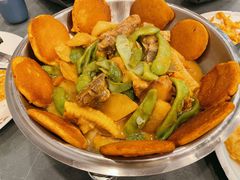 东北一锅出-东北农家小院(定西路店)