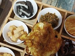 -鸡遇虾煲干锅火锅(小寨金莎店)