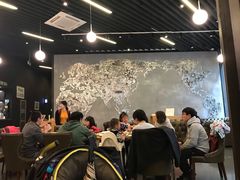 -汽车博物馆主题餐厅