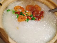 招牌荔湾舰仔粥-港禧茶餐厅(美莲广场店)