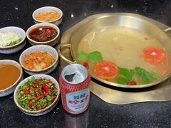 -顶顶汤火牛排火锅·经典铜锅涮肉