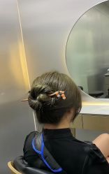 -Tloml salon