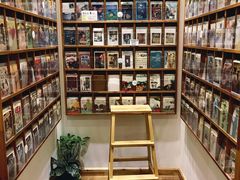 -猫的天空之城概念书店(印象城购物中心店)