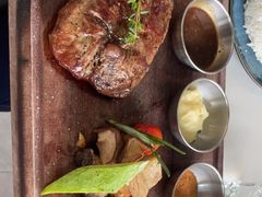 -拾挚扒房(招商花园城店)