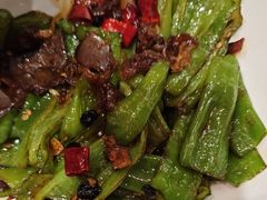 -辛香味烧鱼馆·非遗技艺·排骨红烧肉(光谷医药园店)