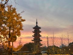 -龙华寺