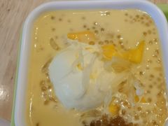 雪山杨枝甘露-满记甜品(巴黎春天宝山店)