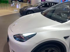-TESLA 特斯拉(广州天环广场体验店)