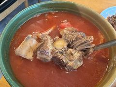 番茄牛尾汤-曾牛肉