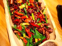 -老滇山寨•云南特色菜•地方菜•民族风情歌舞表演(金碧店)