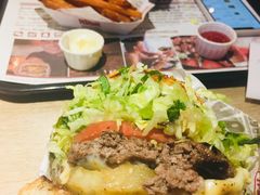-The Habit Burger Grill 哈比特汉堡(复兴soho店)